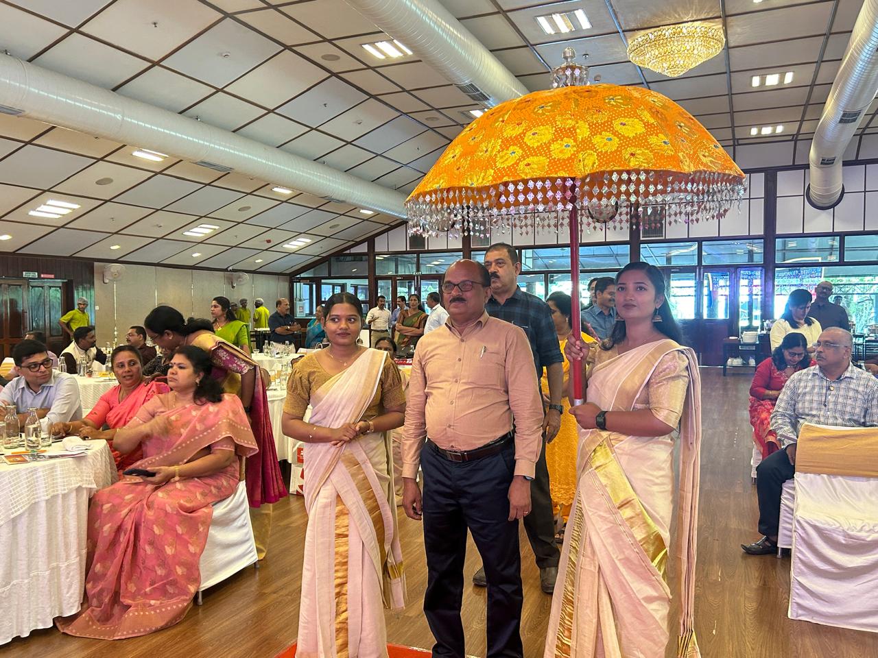 Honouring MDRT KOTTAYAM DIVISION MEET